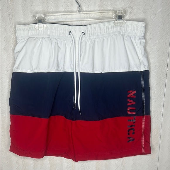 ❤️ NAUTICA classic logo tri-block series swim trunks SIZE LARGE - Picture 2 of 6